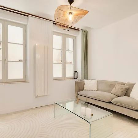 Hyper Centre - Très Bien équipé Toul